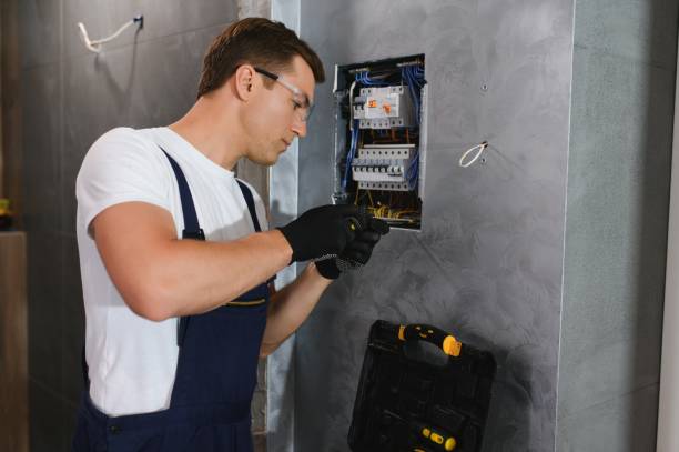 Best Affordable Emergency Electrician  in Holdenville, OK